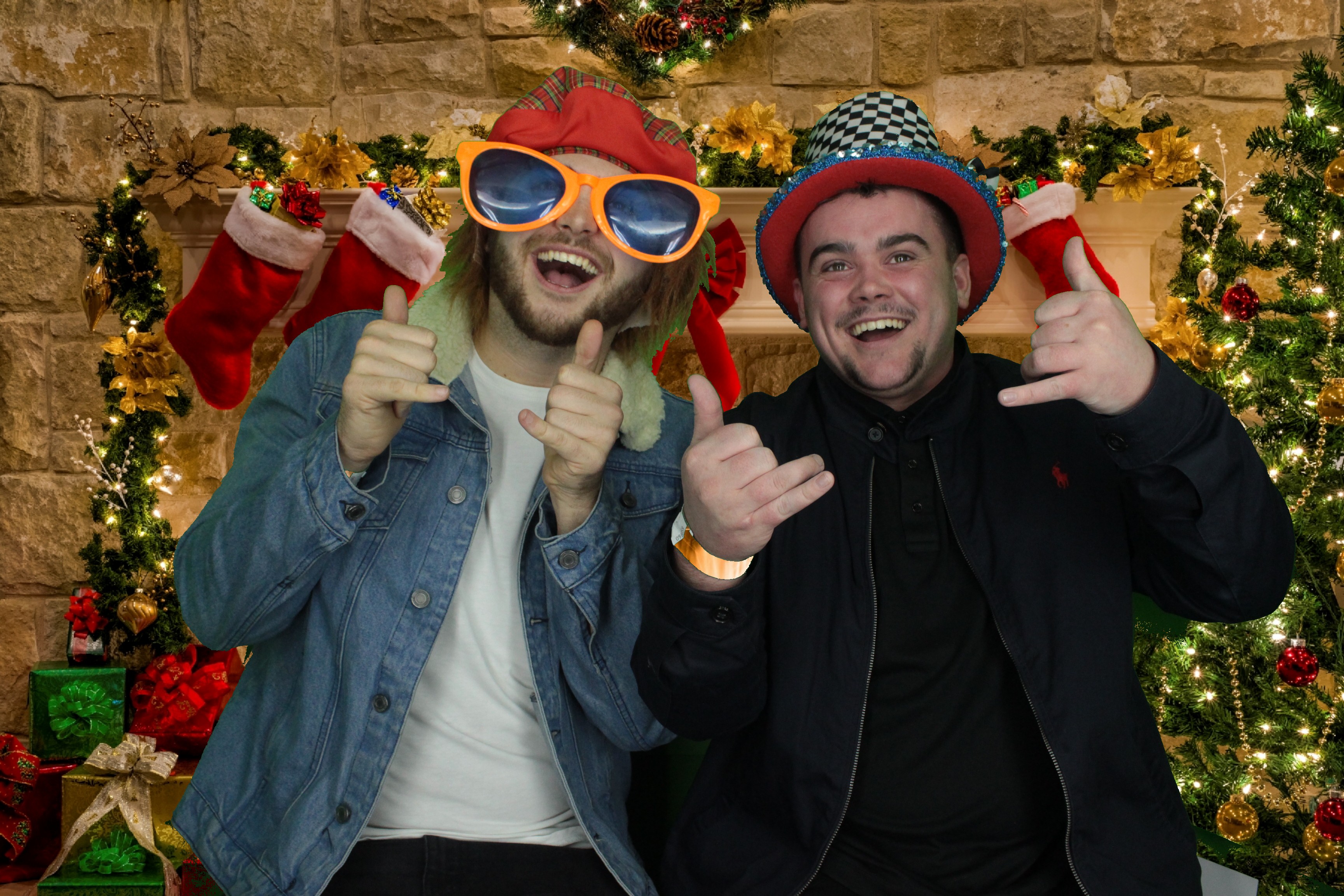 One Line Christmas Party | View more photos from the event at gallery.myphotoboothexperience.co.uk/u/MyPhotoBoothExperienceLtd/One-Line-Christmas-Party